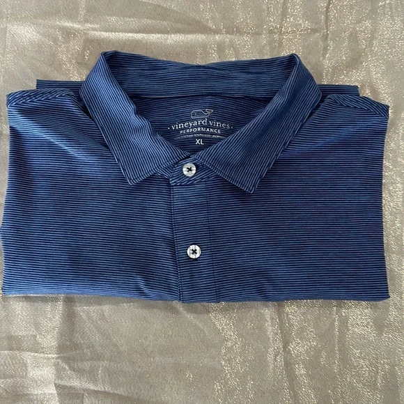 Vineyard Vines Performance Polo. Size XL (791B) - Picture 10 of 11
